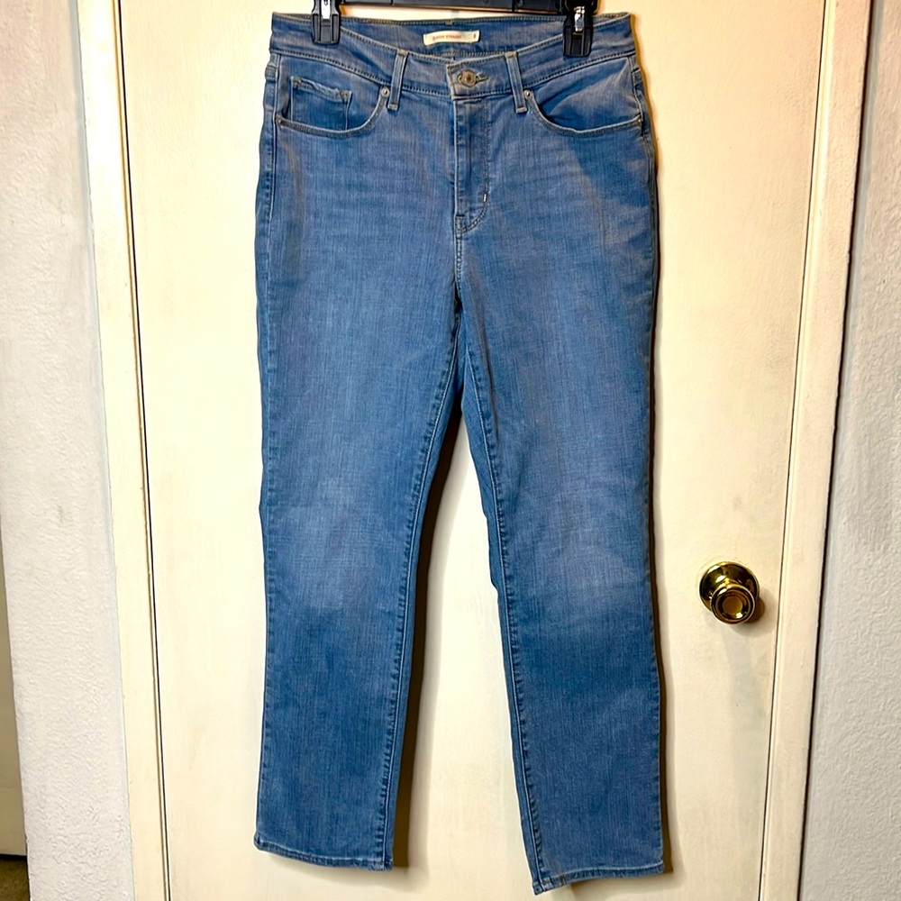 NEW LEVI’S CLASSIC STRAIGHT FIT WOMEN'S JEANS